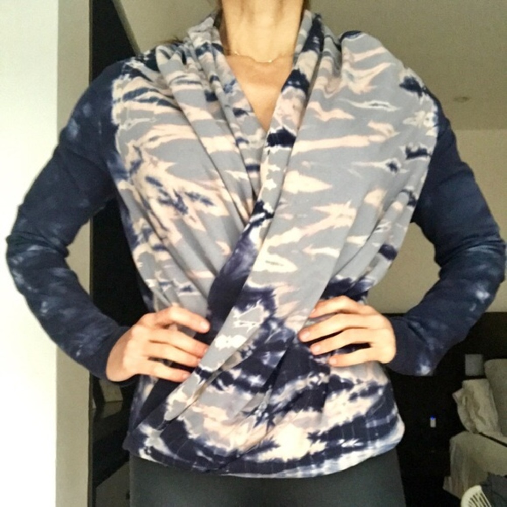 Brand new sweater by Young Fabulous & Broke,size M - Picture 4 of 11